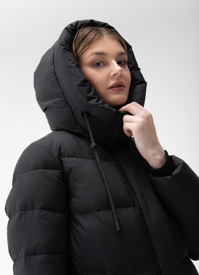 Женский пуховик с капюшоном  модель № 28409 универмаг малина