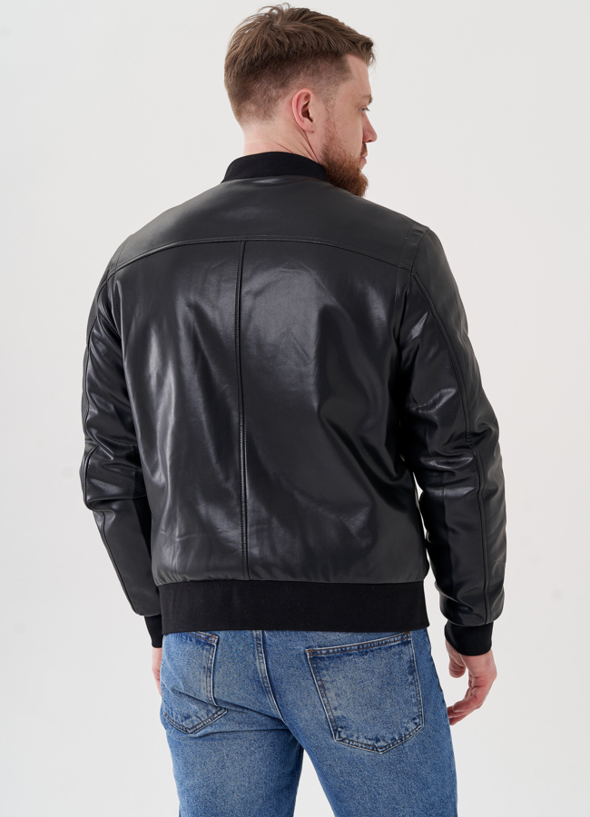 Куртка бомбер черного цвета  модель № 24467 универмаг малина