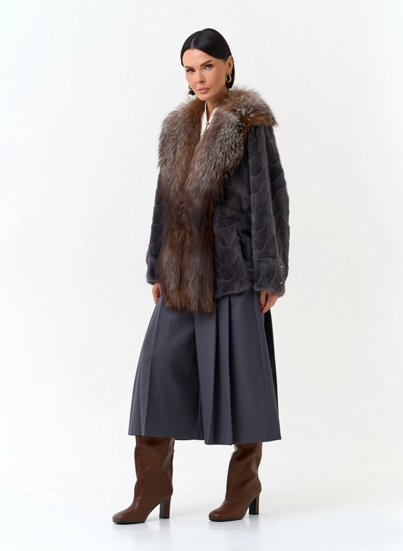 Шуба из норки с отделкой из меха лисы фото