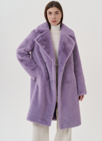 Женского пальто из эко меха на пуговицах