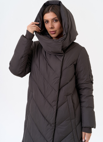 Женский длинный пуховик с капюшоном