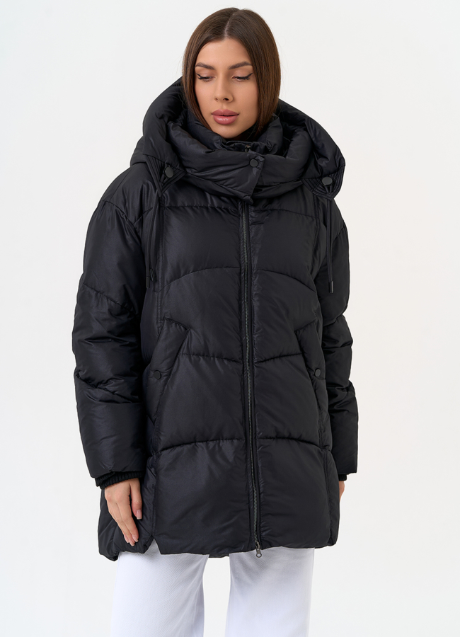 Женский пуховик черного цвета с капюшоном модель № 31592 универмаг малина
