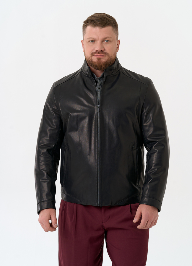 Мужская куртка из натуральной кожи черного цвета модель № 24366 меха малина