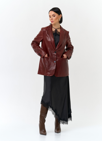Жакет из натуральной кожи красного цвета