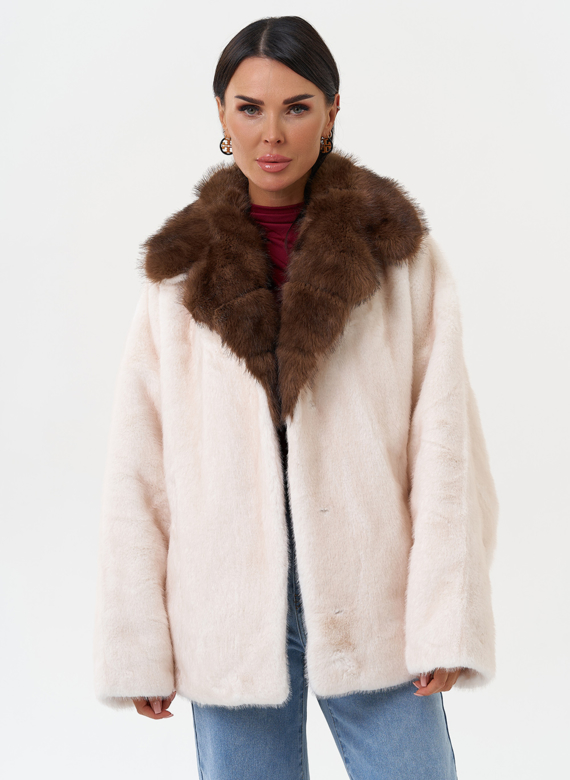 Женская куртка из эко меха