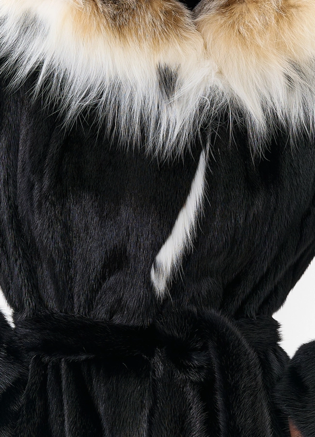 Норковая шуба с рысью в черном цвете модель № 25002 универмаг малина
