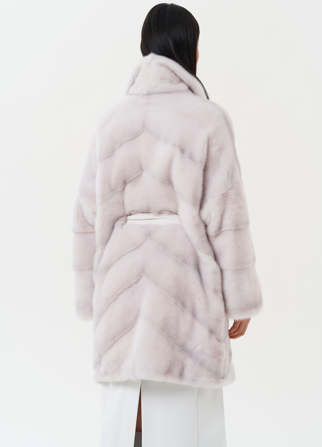 Шуба из норки с английским воротником  модель № 25599 в кредит