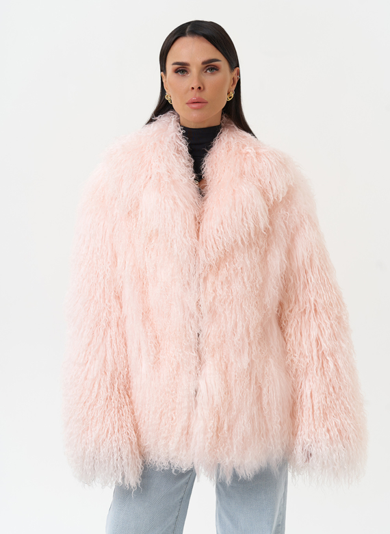 Женская шуба из меха ламы