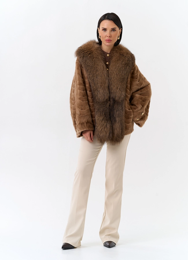 Шуба из норки с отделкой из меха лисы модель № 32200 в кредит фото