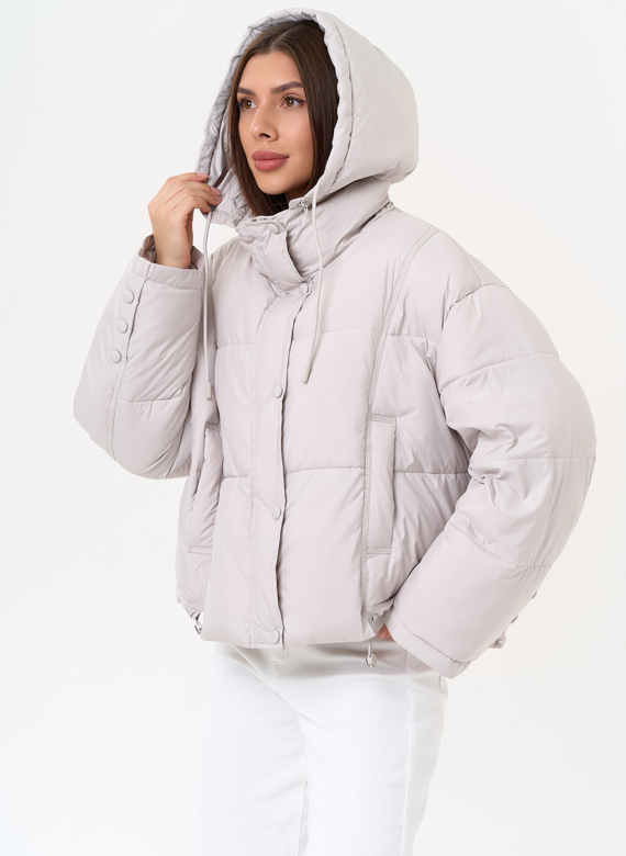 Женский короткий пуховик с капюшоном