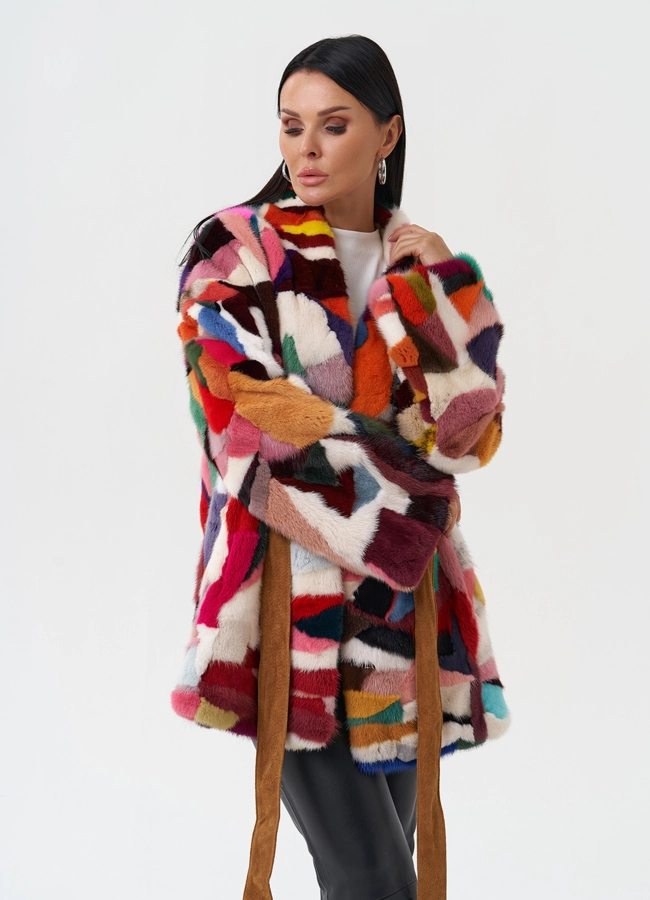 Яркая шуба из меха норки модель № 32072 универмаг малина
